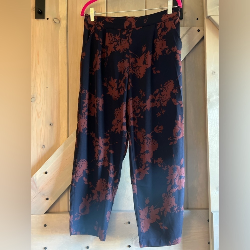 NWT Skies are Blue Floral Ankle Pant - Picture 1 of 6